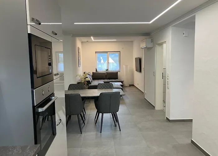 Stillemitte רייל